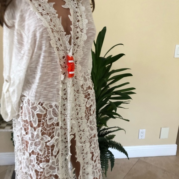 Sweater/Cover up from Italy 🇮🇹- NEW - Picture 7 of 9